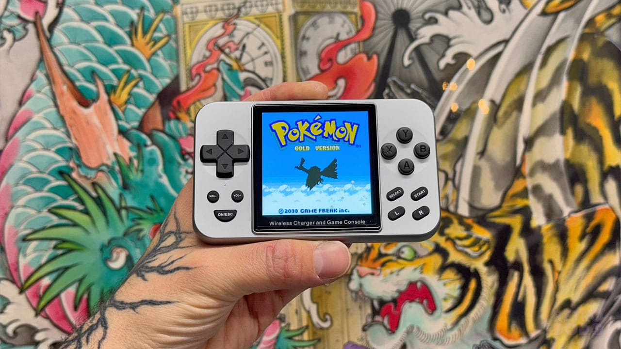 Pokémon Gold on the Game Palm